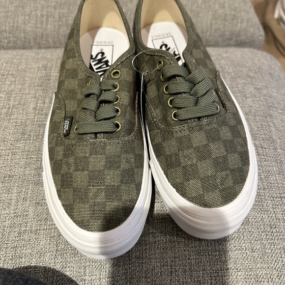 New in Box OG Authentic Vault Vans Grape - Picture 7 of 9